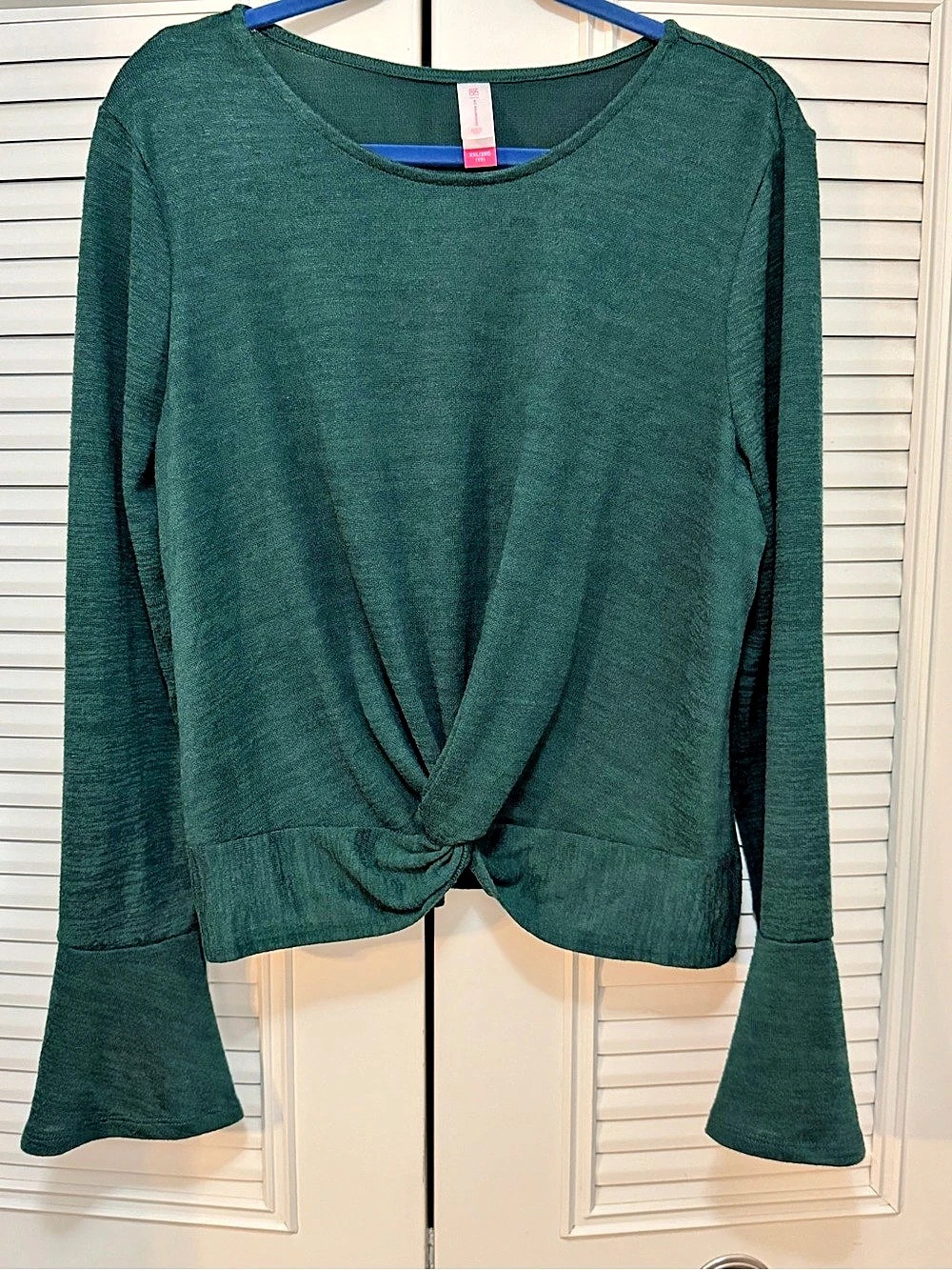 "No Boundaries" Long Sleeve Top, XXL • New Without Tags • Hunter Green
